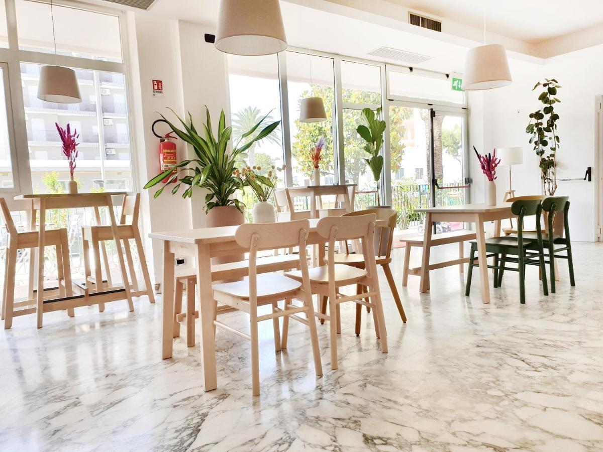 Hotel Blumen San Benedetto del Tronto Ngoại thất bức ảnh