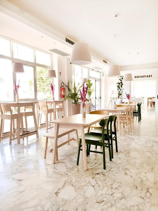 Hotel Blumen San Benedetto del Tronto Ngoại thất bức ảnh