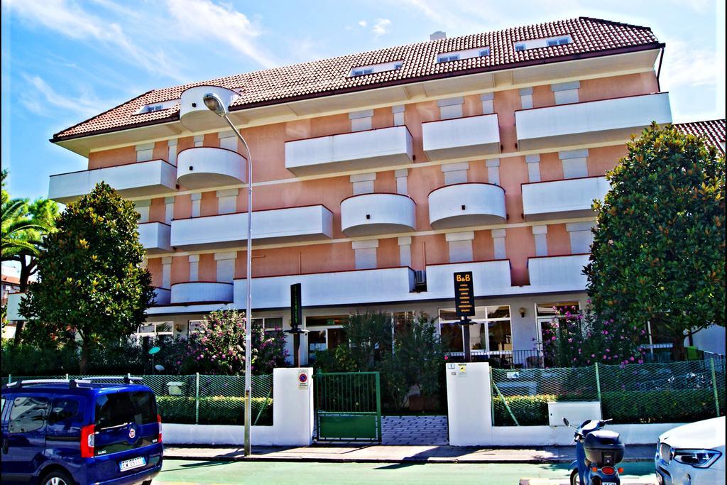 Hotel Blumen San Benedetto del Tronto Ngoại thất bức ảnh