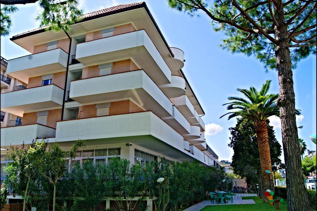 Hotel Blumen San Benedetto del Tronto Ngoại thất bức ảnh