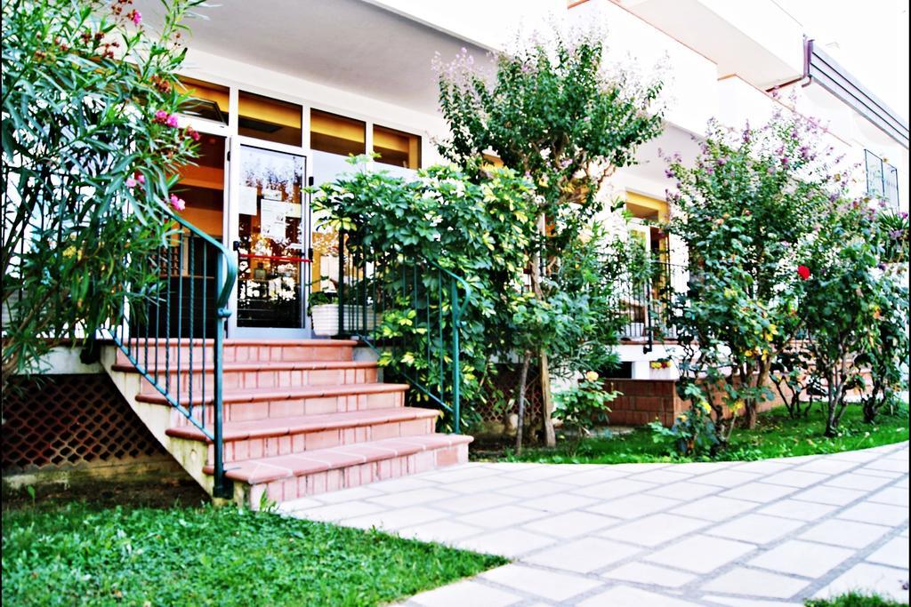 Hotel Blumen San Benedetto del Tronto Ngoại thất bức ảnh